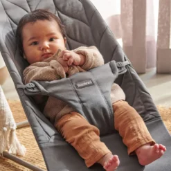 Bliss Petal Quilt Babysitter Sand Grey