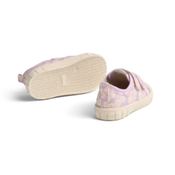 Bobbie Sneakers Lavender Daisies