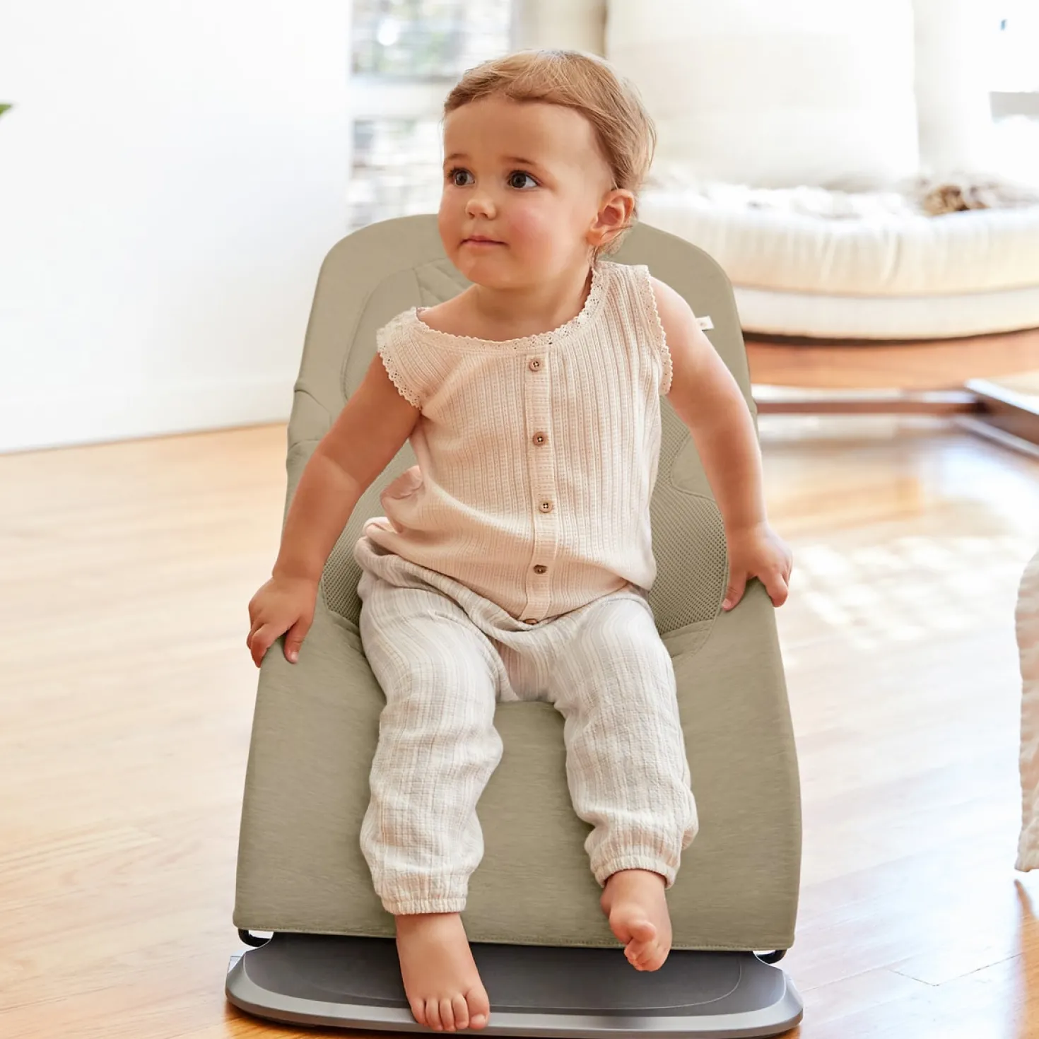Evolve 3-in-1 Babysitter Olive