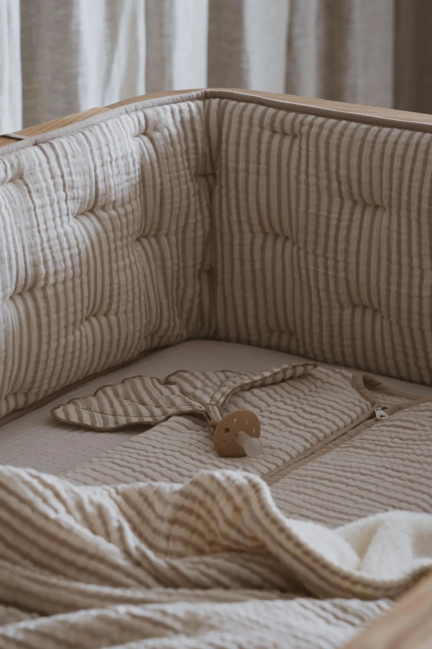 TOG 2,5 Sovpåse 0–6 Månader Stripe Beige White
